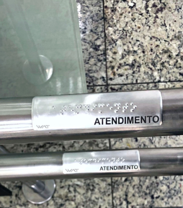 Placa em Braille de Corrimão - Imagem 3