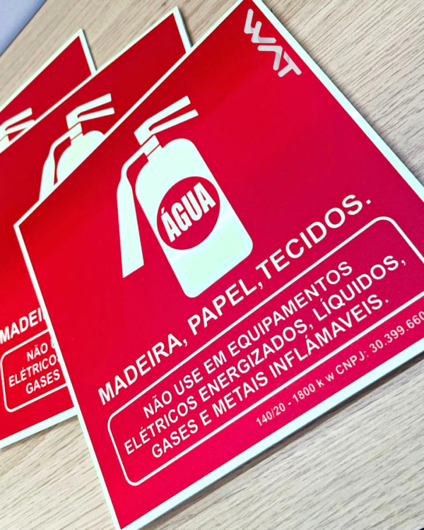 Sinalização de Equipamentos de Emergência